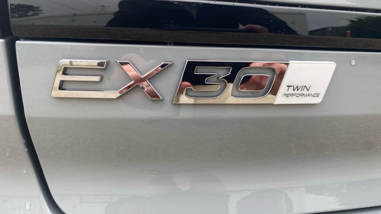 Volvo EX30 315kW Twin Motor Performance Ultra 69kWh 5dr Auto Electric Estate